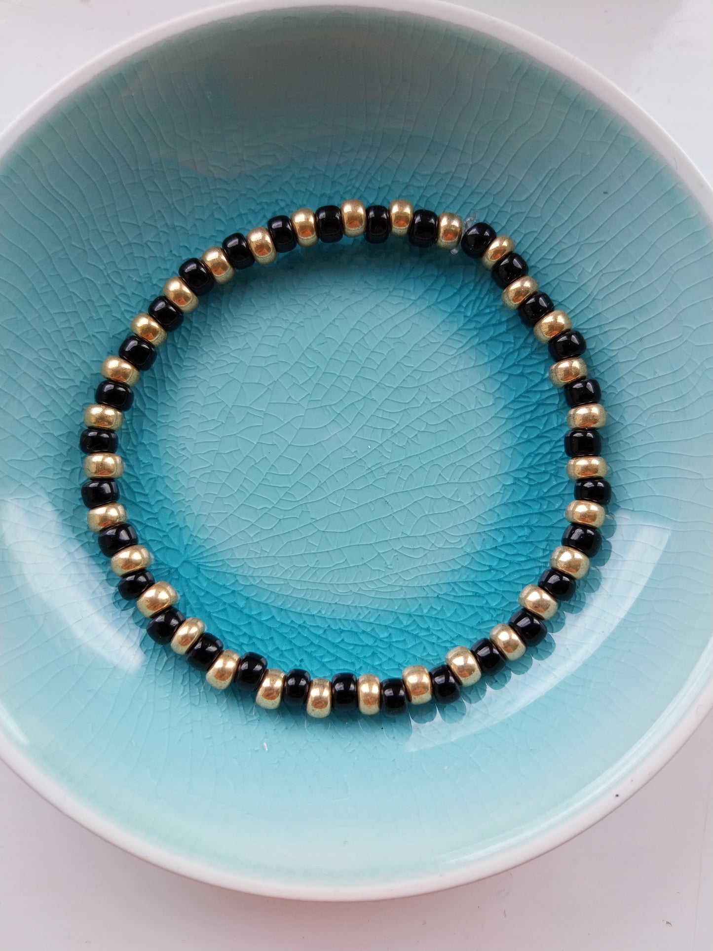 Black & Gold Elasticated Bead Bracelet