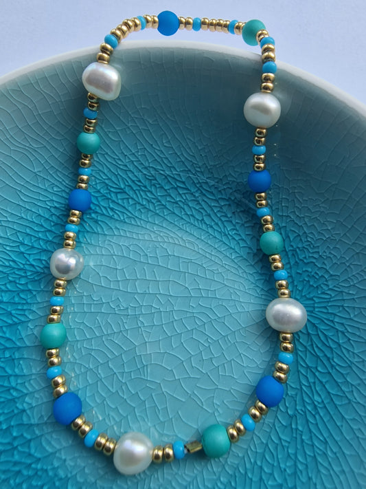 Shades of Blue Czech Glass Bead Bracelet with Freshwater Pearls